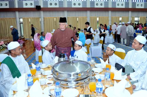 KL05_13092012_JAMUAN_RAYA