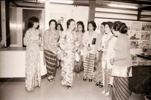ISTERI MENTERI UGAMA INDONESIA