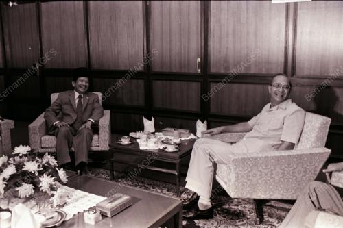 DATUK SERI HUSSEIN ONN