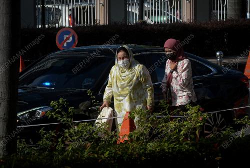 DATIN SERI ROSMAH MANSOR