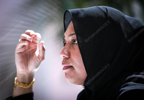 ZAINAB ASH SHUGRA AMER