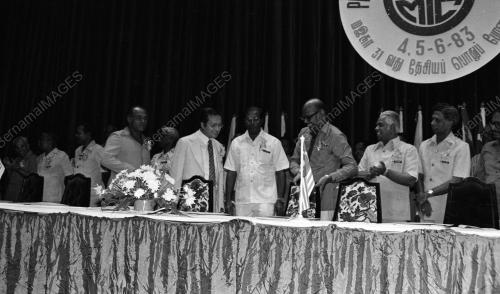 KL05_14012015_MAHATHIR_MIC