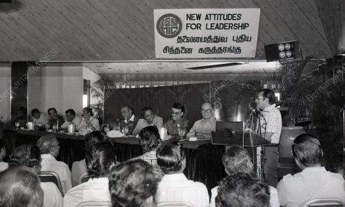 DR. MAHATHIR MOHAMAD