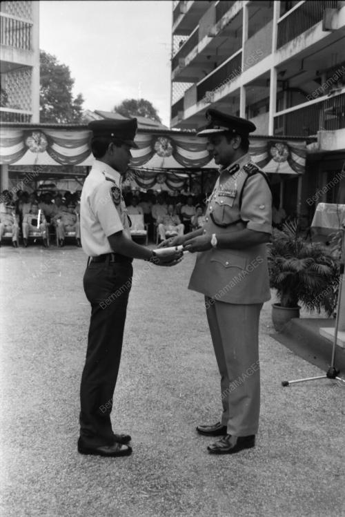 KL05_16012015_CHIEF_POLICE_OFFICER
