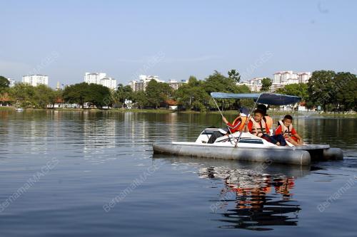 TINJAUAN TITIWANGSA