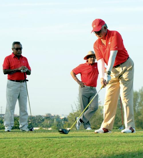KL05_16022014_NAJIB_GOLF