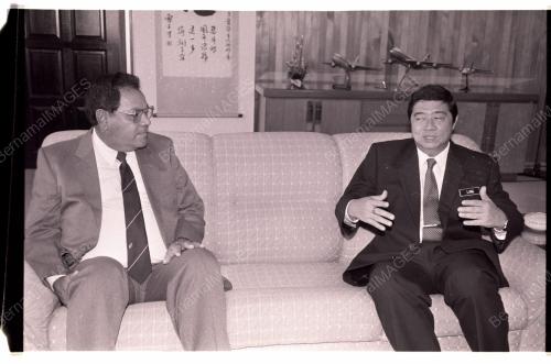LING LIOK SIK MENERIMA KUNJUNGAN MENTERI FIJI