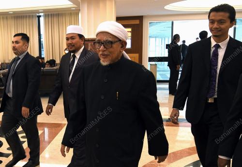 KL05_16102018_HADI_BN201810130766