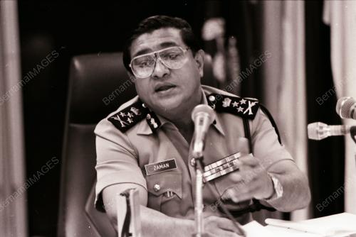 DATUK MUHD ZAMAN KHAN