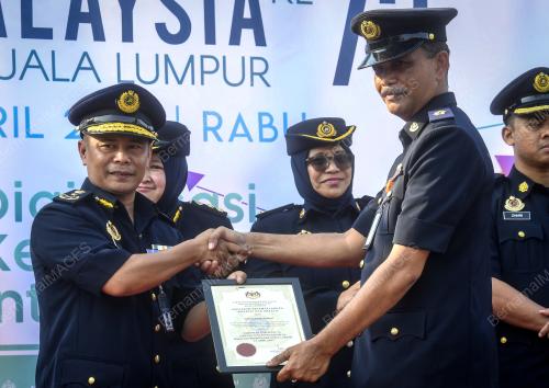 KL05_17042019_JPJ_BN201904166878