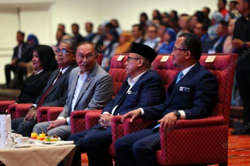 DATUK SERI ANWAR IBRAHIM
