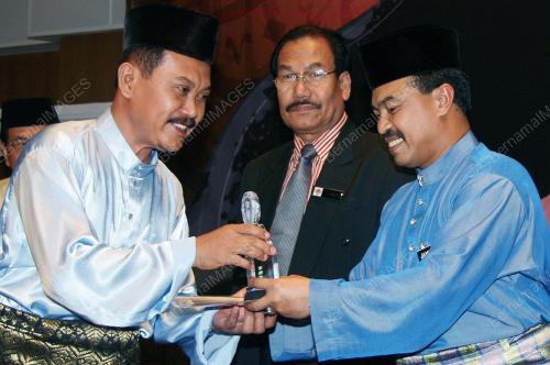 JAMIL KHIR BAHAROM