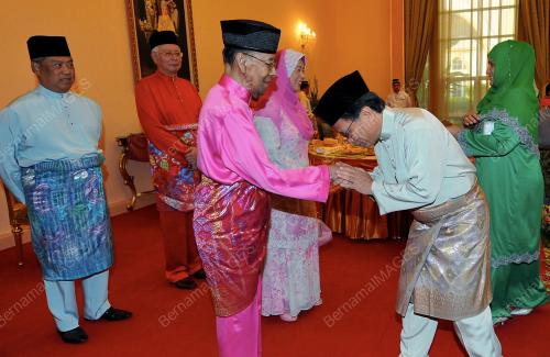 KL05_17072015_AGONG