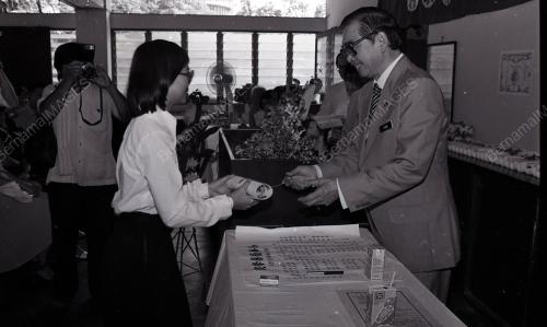 STEPHEN YONG