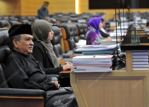 KL05_17122015_PARLIMEN
