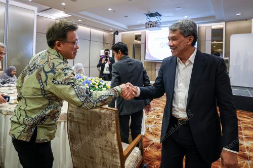 DATUK SERI MOHAMAD HASAN