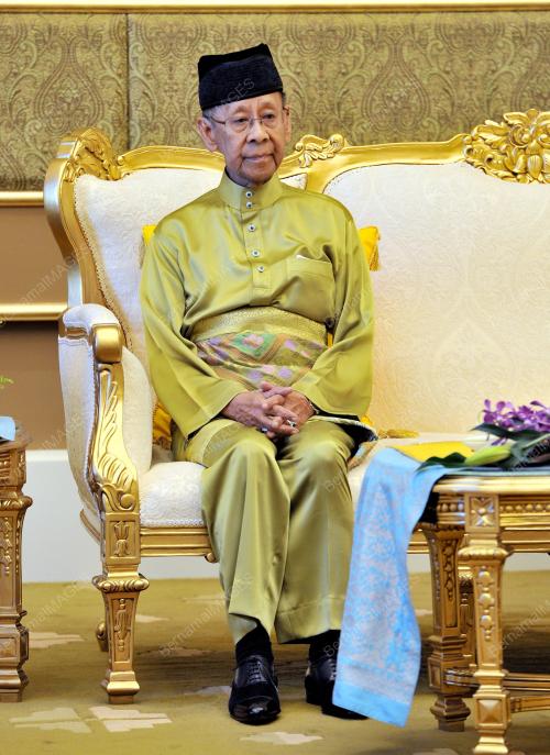 KL05_18012013_AGONG_SPRM