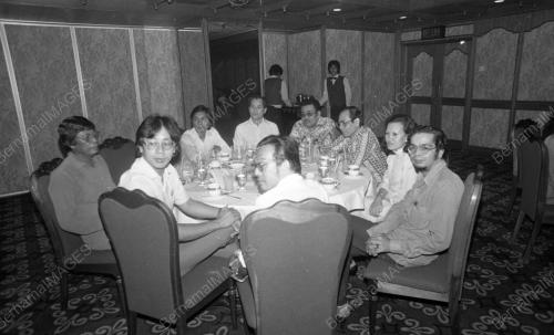 KL05_18022015_MAKAN_MALAM