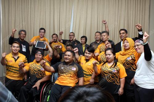 KL05_18022016_BERGAMBAR