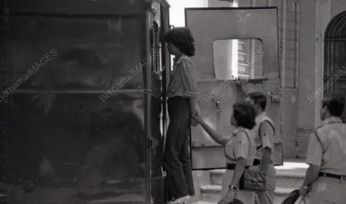 DISEMBER 1982