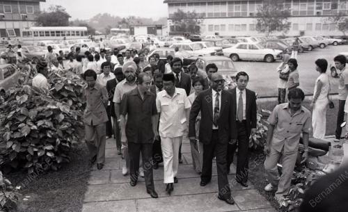 DISEMBER 1982