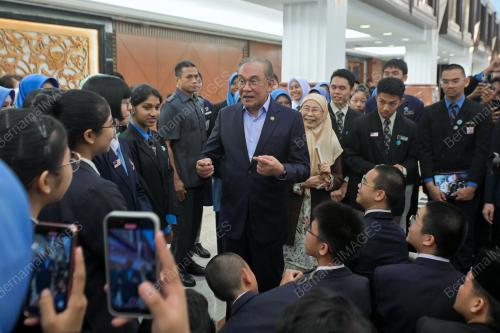 DATUK SERI ANWAR IBRAHIM