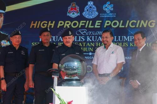 DATUK AZMI ABU KASSIM