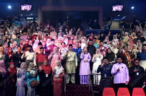DATUK CHE ROSLAN CHE DAUD