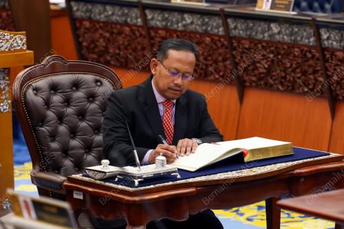 SUHAIZAN KAIAT