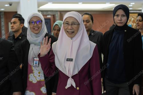 KL05_19112019_PARLIMEN_BN201910012840