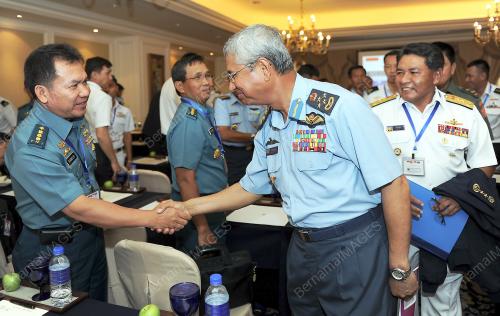 JENERAL TAN SRI AZIZAN ARIFFIN