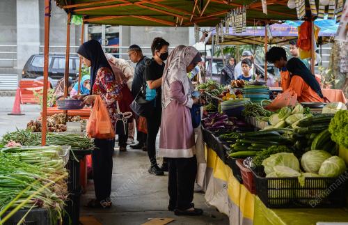 TINJAUAN ORANG RAMAI MEMBELI BELAH