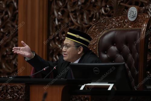 DATUK NUR JAZLAN MOHAMED