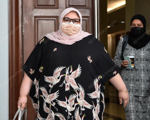 SITI BAINUN AHD RAZALI