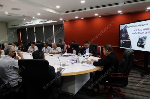 DATUK KAMARULZAMAN MAT SALLEH