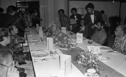 KL05_20783_MAKAN_MALAM_KURIBATI_15012015