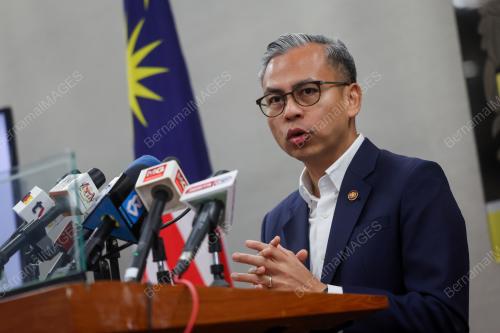 DATUK FAHMI FADZIL