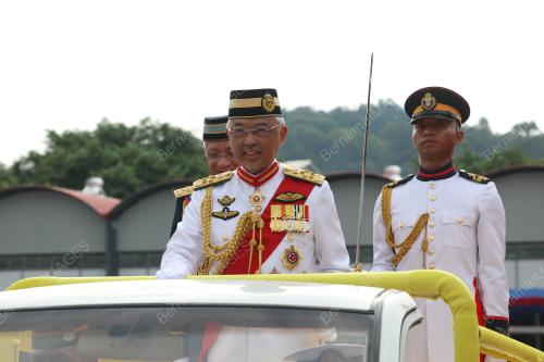 AL-SULTAN ABDULLAH RI'AYATUDDIN AL-MUSTAFA BILLAH SHAH