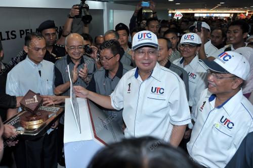KL05_22092012_PELANCARAN