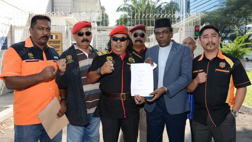 KL05_23012015_BANTAHAN