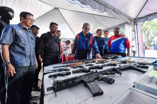 DATUK SERI MAZLAN LAZIM