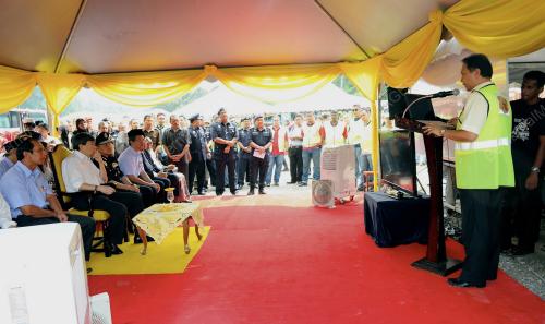 SULTAN SHARAFUDDIN IDRIS SHAH