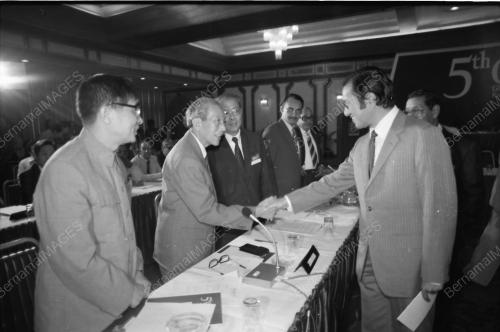 DR MAHATHIR BIN MOHAMAD
