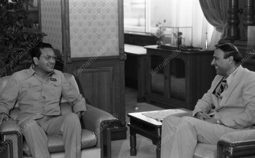 KL05_23072015_PM_PAKISTAN