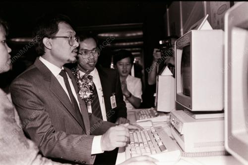 YB DATUK SERI ANWAR IBRAHIM