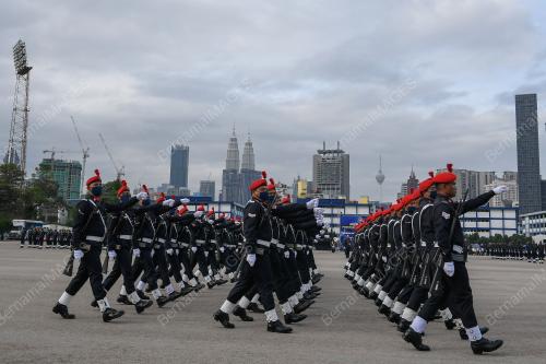 PERBARISAN SEMPENA SAMBUTAN PERINGATAN HARI POLIS KE-214 TAHUN 2021
