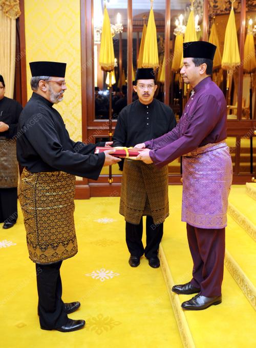 TUANKU MIZAN ZAINAL ABIDIN