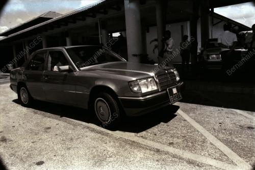 MERCEDES BENZ 250D