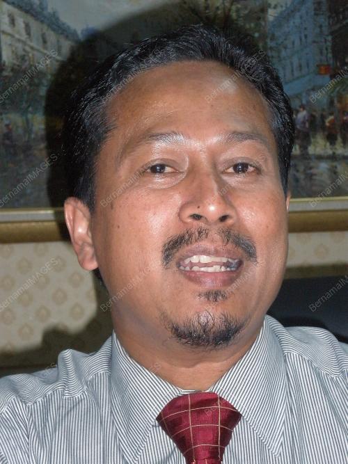 DR TENGKU ASMADI TENGKU MOHAMAD
