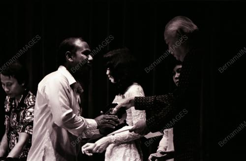 DATUK SERI YAAKOB LATIFF